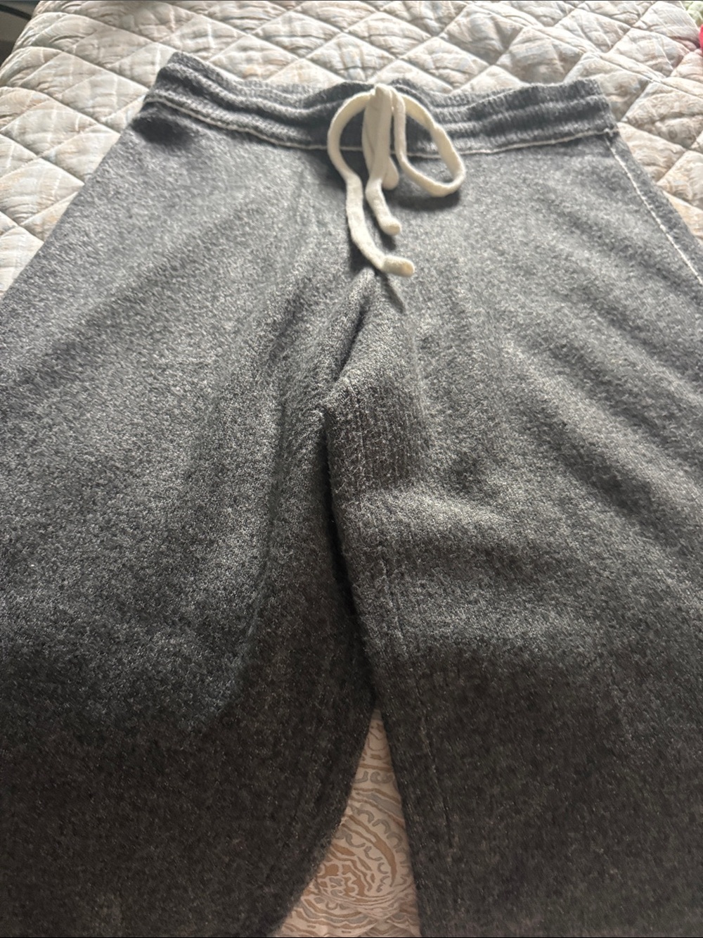 Vince Camuto Gray Knit Drawstring pants